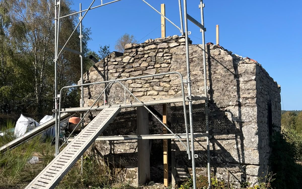 Maçonnerie et rejointoiement — Entreprise R. Evan, couvreur à Lavaveix-les-Mines
